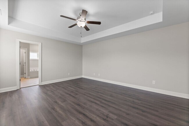 Building Photo - Pristine and Spacious Home in Highly Desirable Winston Pointe