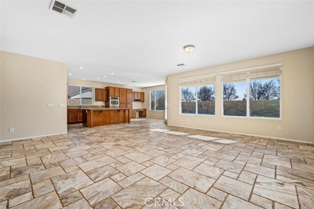Building Photo - 28365 Little Lake Ct