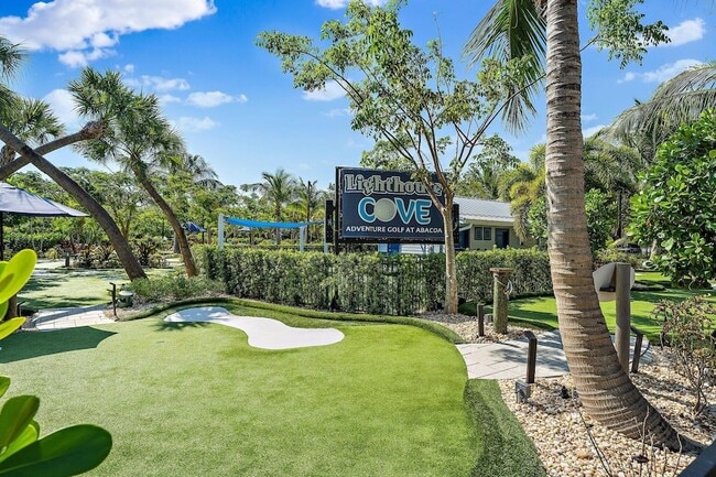 Building Photo - 1203 Town Center Dr