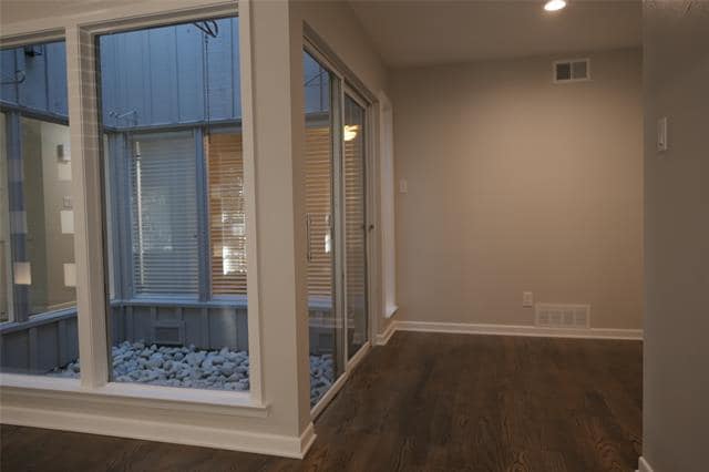 Building Photo - 7023 Briarmeadow Dr