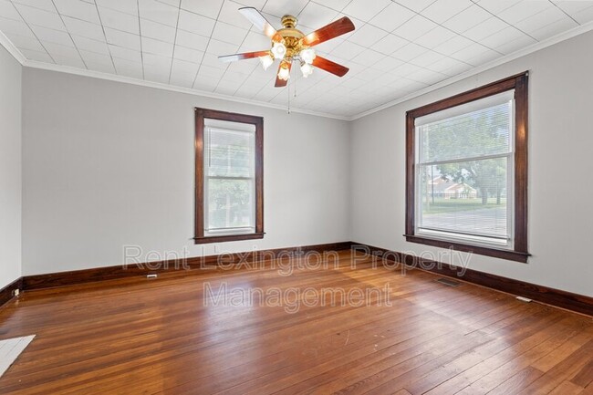 Building Photo - 602 E Jackson St