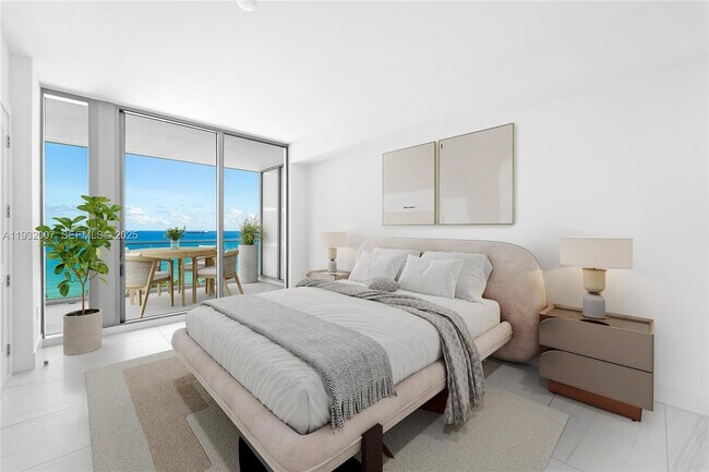 Building Photo - 153 N Seabreeze Blvd