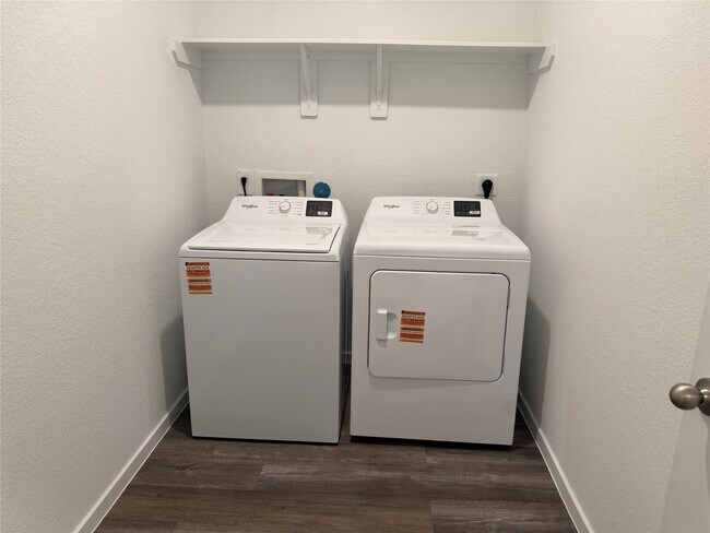 Building Photo - 23548 Skyward Ln