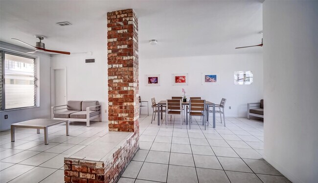 Building Photo - 1150 Euclid Ave