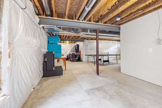 Building Photo - 14 Marlyn Rd