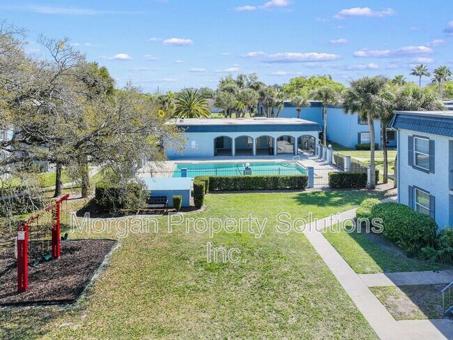 Building Photo - 5218 Curry Ford Rd