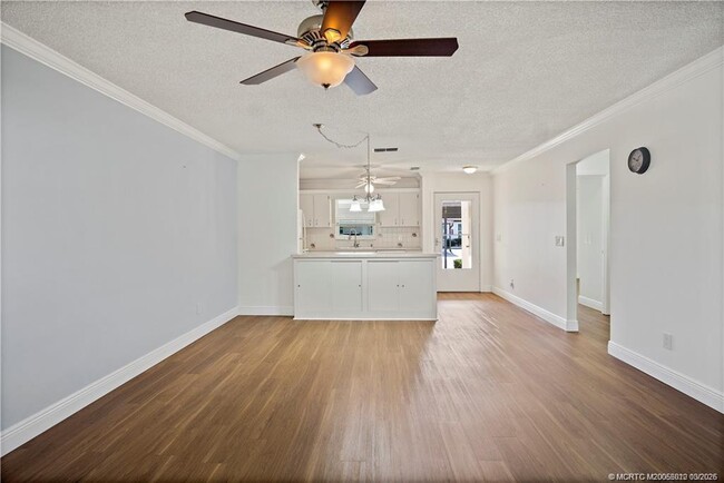 Building Photo - 6531 SE Federal Hwy