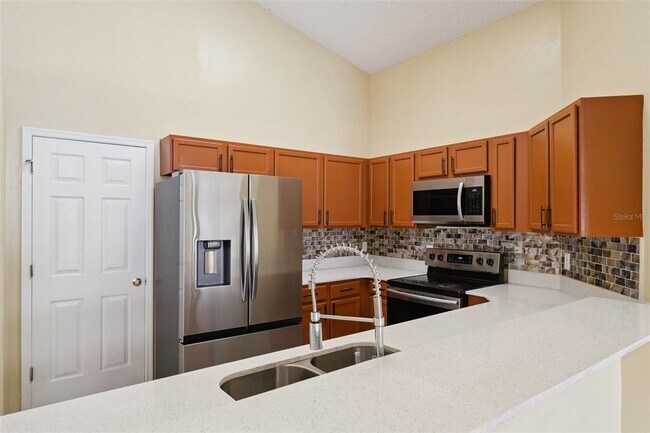 Building Photo - 439 Majesty Dr