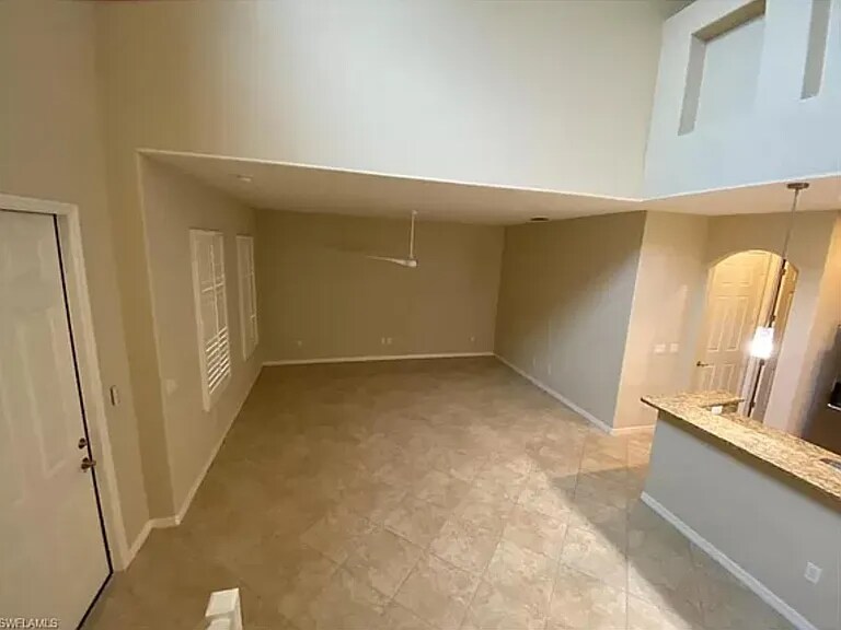 Building Photo - 11711 Izarra Way