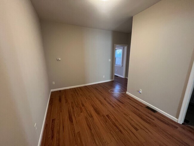 Building Photo - Beautifully Updated 2 bdrm/2bth Home Located in the Peter Paul Neighborhood mere minutes from Dow...