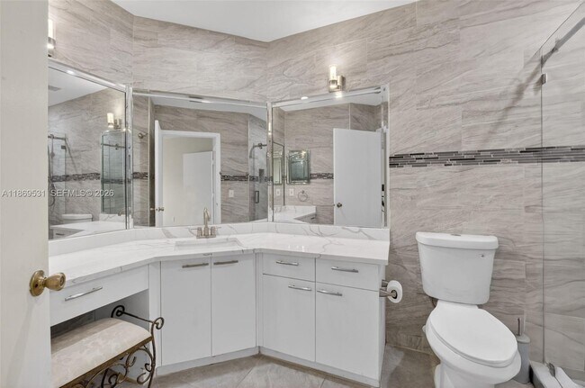 Building Photo - 5133 Brisata Cir
