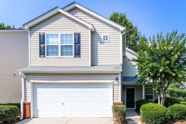 Building Photo - 203 Swanee Ln