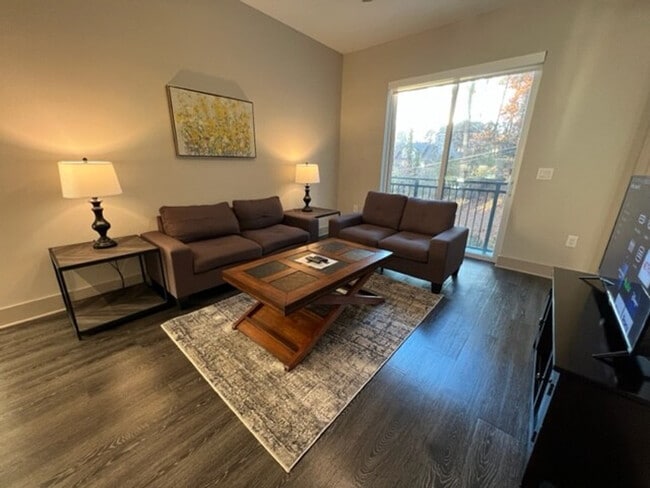 Building Photo - 3158 Stillhouse Creek Dr
