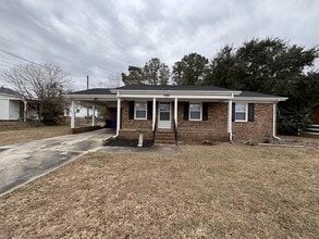 Building Photo - 280 E Main St