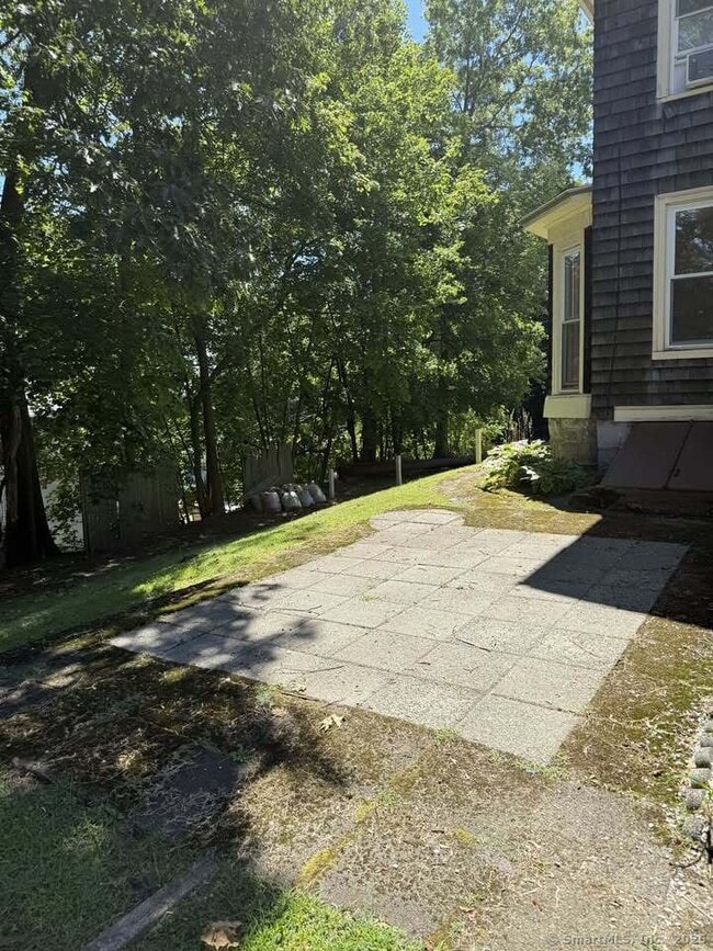 Building Photo - 141 Millville Ave