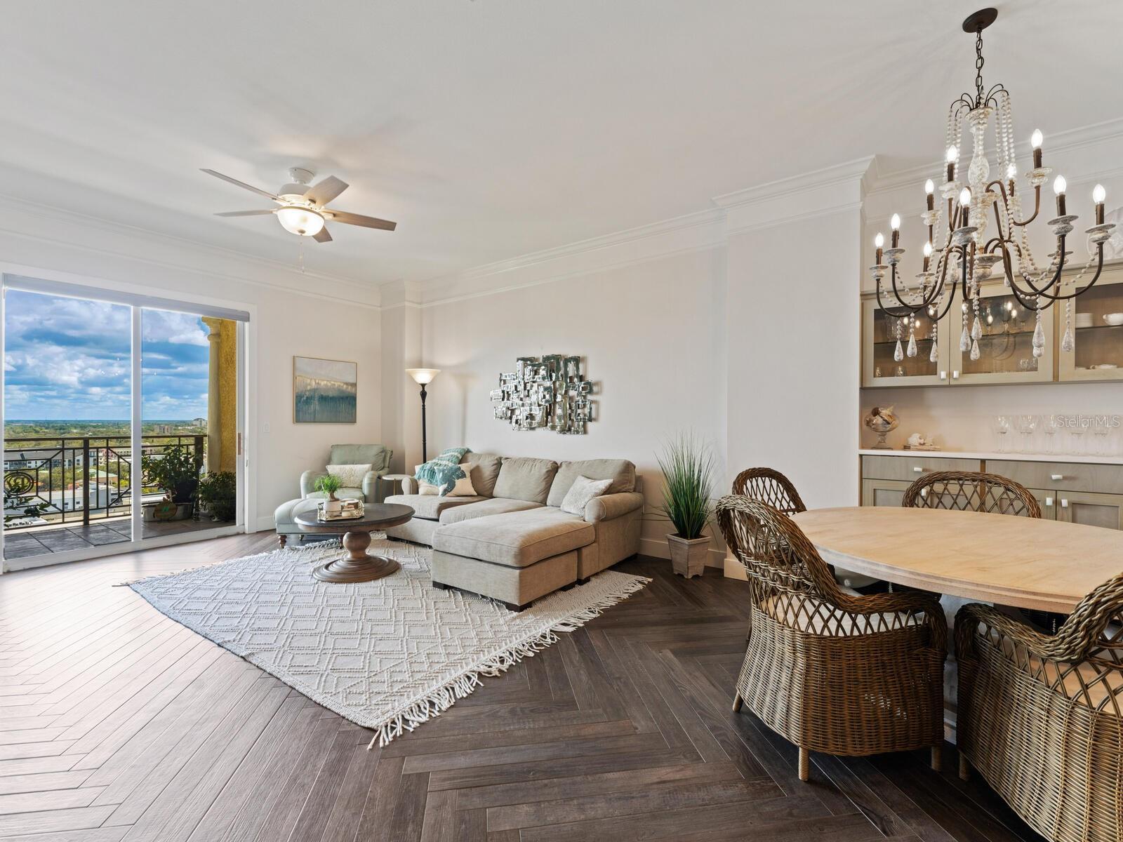 Building Photo - 750 N Tamiami Trl