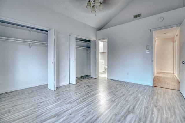 Building Photo - 807 Wind Brooke Dr