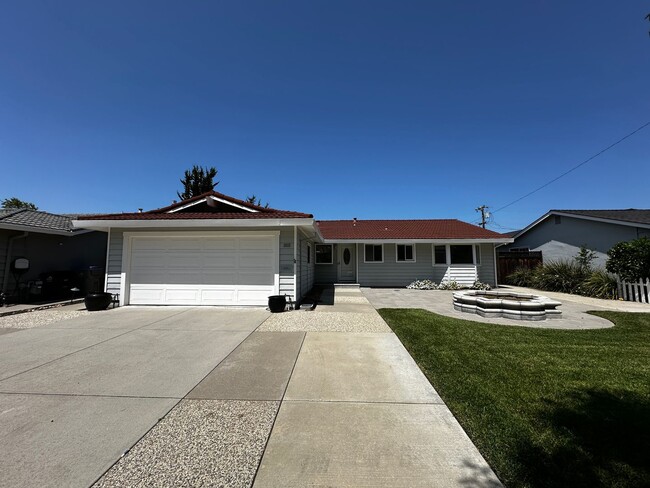 Primary Photo - West SJ Beauty, Pool & Spa, 2/2 SFR
