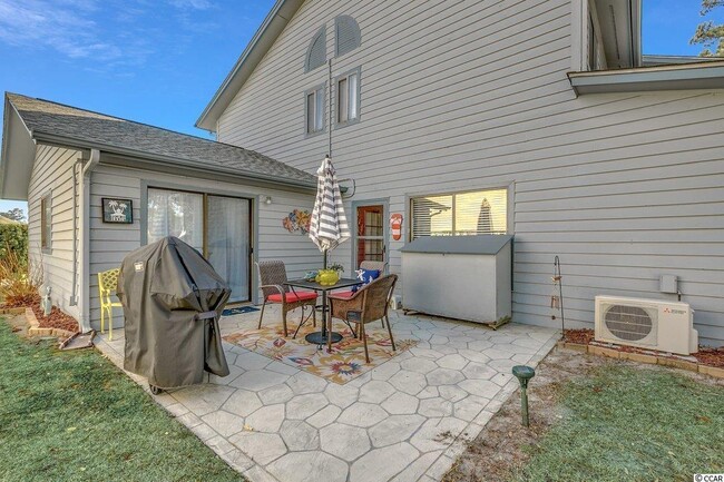 Building Photo - 775 Plantation Dr