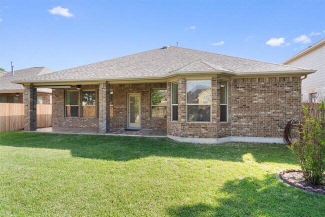 Building Photo - 2529 Mirasol Loop
