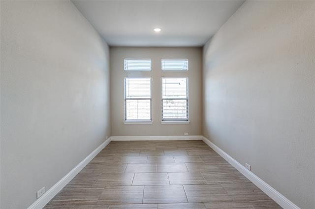 Building Photo - 3411 Kodiak Dr