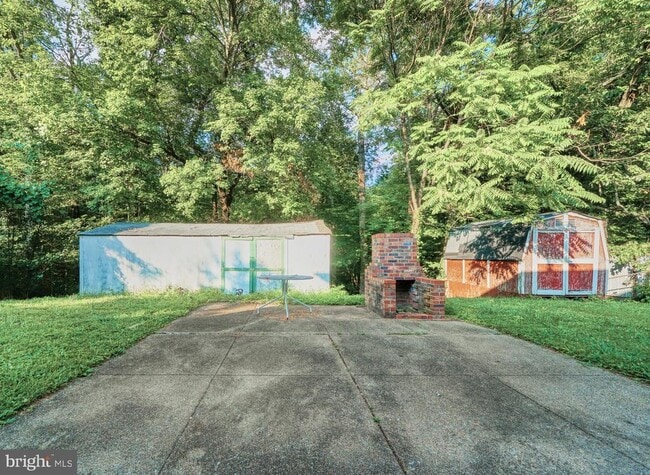 Building Photo - 14307 Bismark Ave