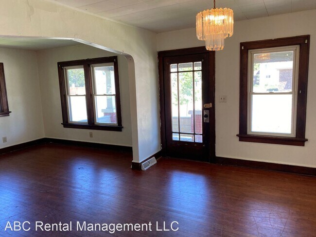 Building Photo - 3 br, 1.5 bath House - 815 West Thomas Street
