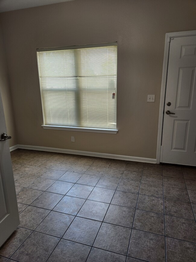 Building Photo - 9173 Cedar Ct