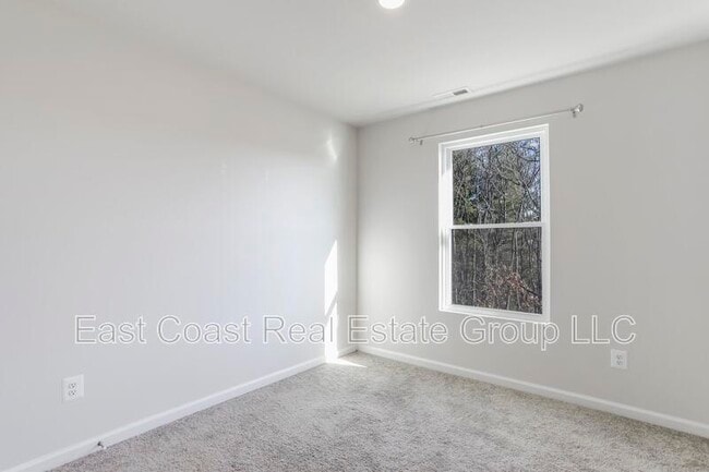 Building Photo - 116 Paddington St