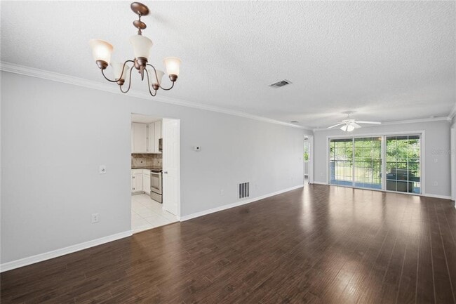Building Photo - 4304 Clubside Dr