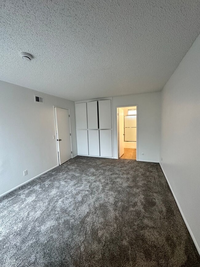 Building Photo - # B - BUILDING ON NORTH CANAL STREET