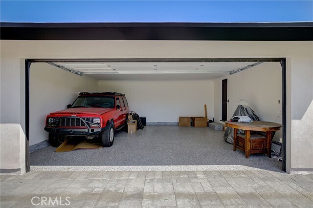 Building Photo - 10920 Garden Grove Ave