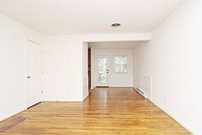 Building Photo - Student & Pet-Friendly Fry's Spring Duplex