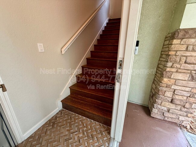 Building Photo - 8539 Gate Pkwy W