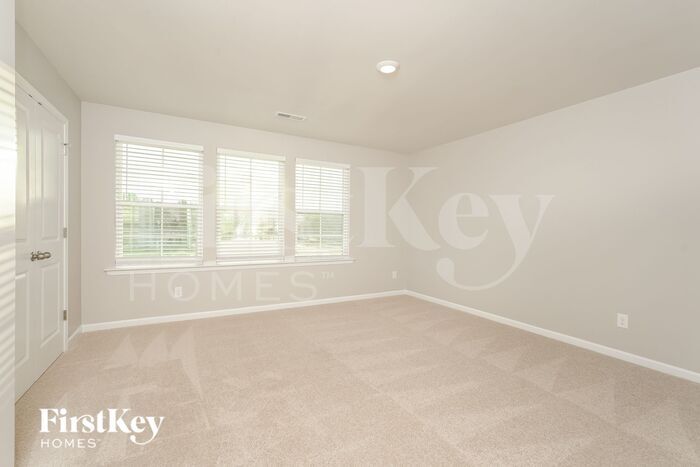 Building Photo - 133 Expansive Dr