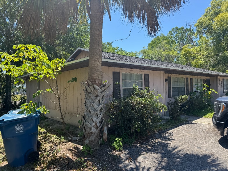 Building Photo - 21520 Campbell Dr