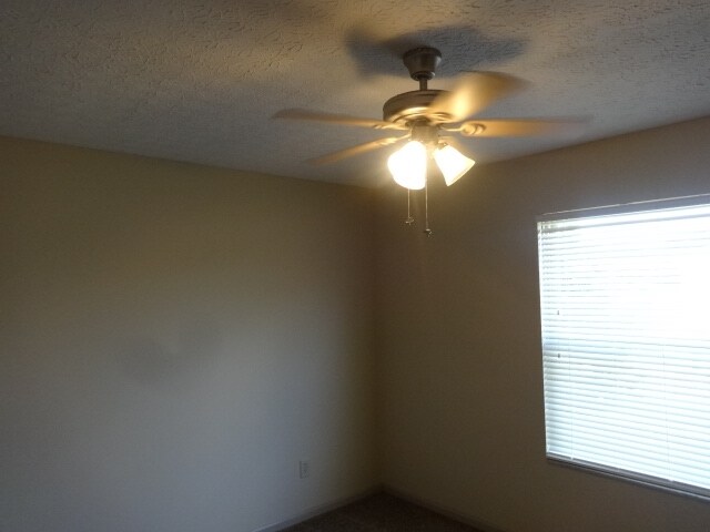 Building Photo - 2097 Earlsway Dr