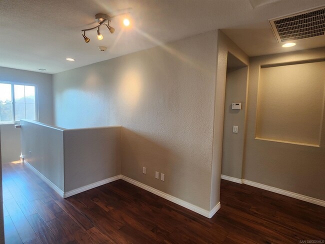 Building Photo - 4106 Walnut Ridge