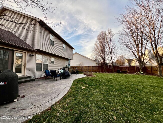 Building Photo - 9216 Newbury Ct