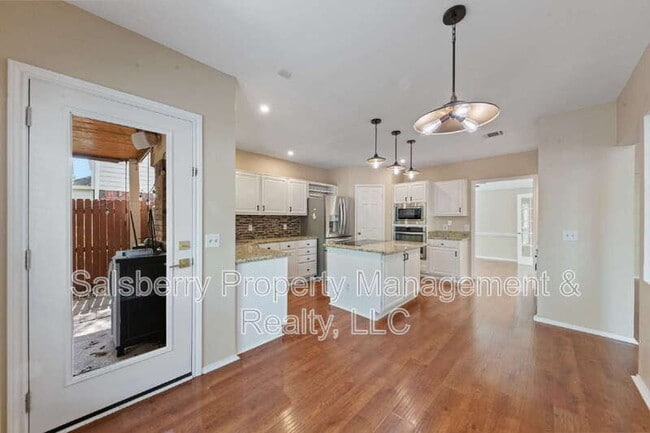 Building Photo - 3452 Whitney Way