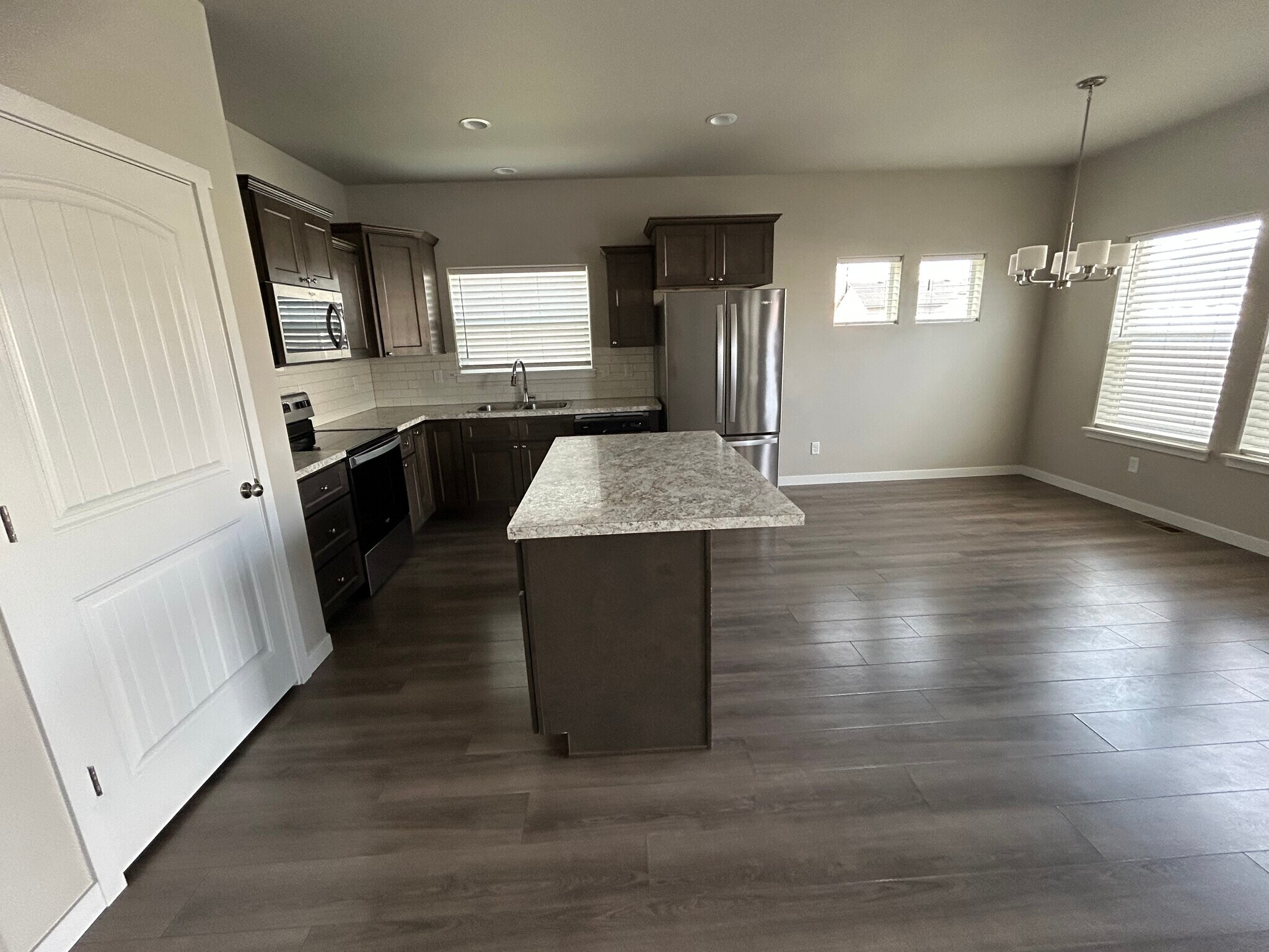 Building Photo - 1008 Frank Henry Rd