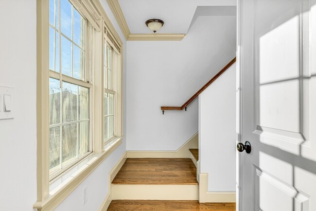 Building Photo - 2593 Washington St