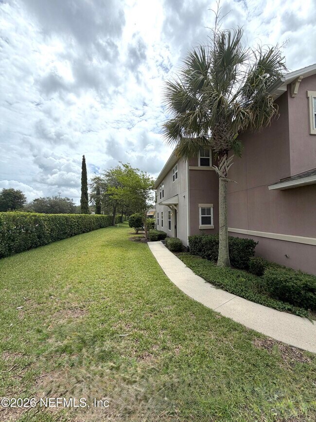 Building Photo - 104 Crete Ct