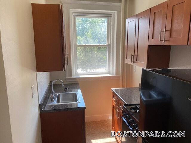Building Photo - 1167 Boylston St