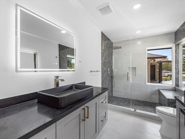 Building Photo - 1506 Wilde Rock Way