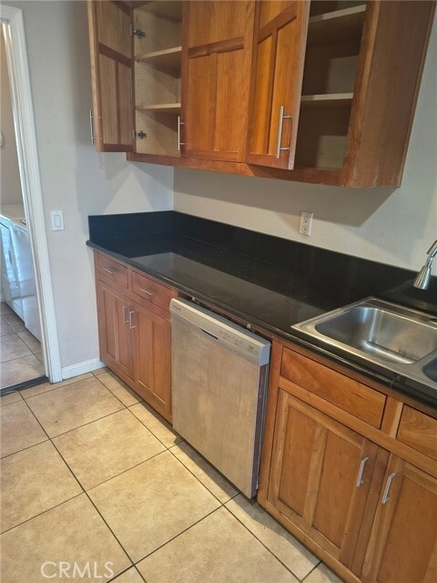 Building Photo - 9775 El Paseo Dr