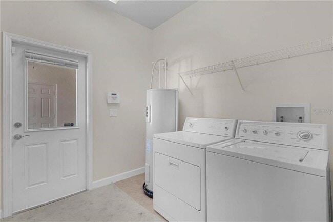 Building Photo - 15483 Ave Of The Arbors