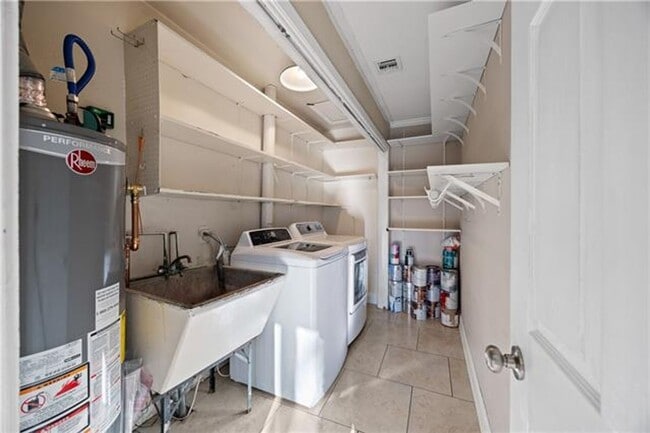 Building Photo - River Ridge Home Rental