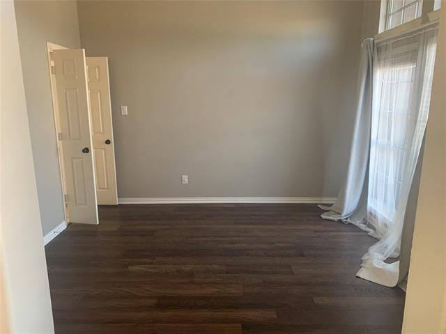 Building Photo - 5710 Roanoke Dr