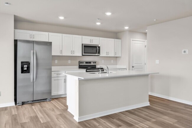 Building Photo - 8975 N 167th St